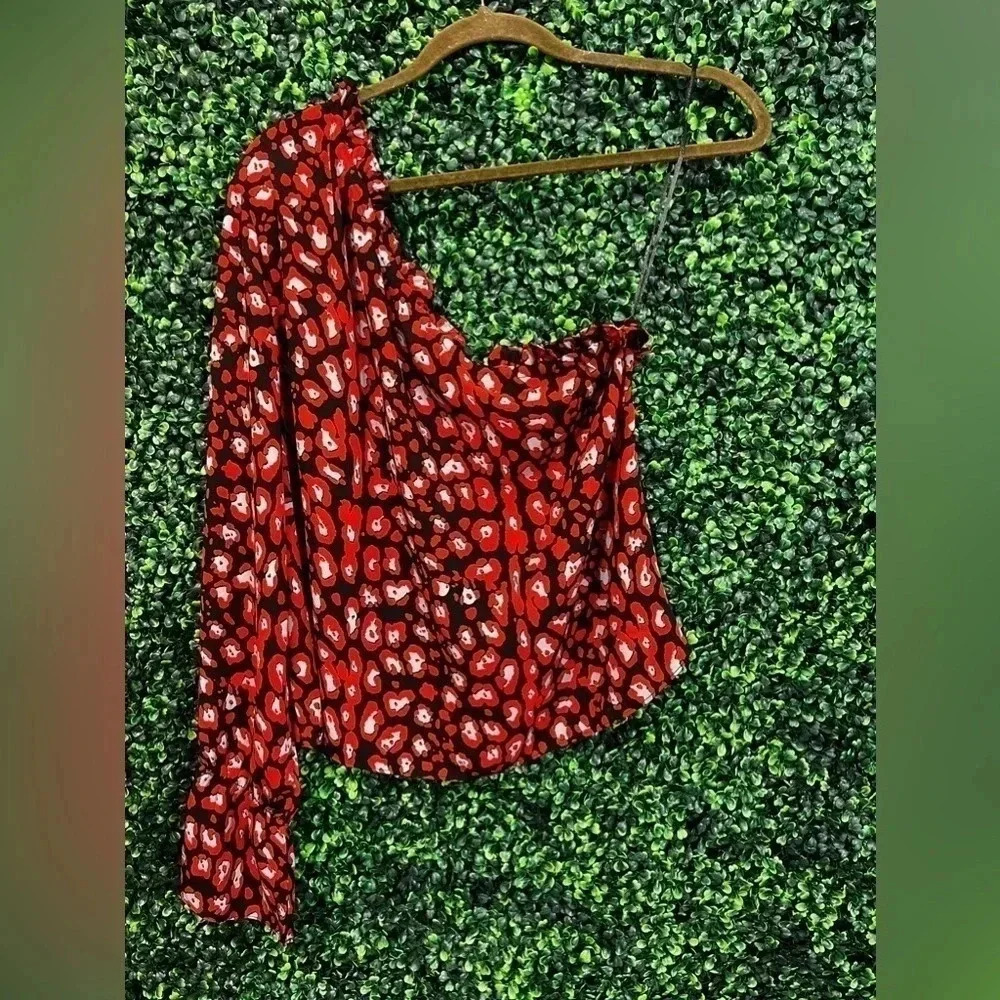 Buddy Love Siri One Shoulder Top - Cherry Bomb - Large - Picture 2 of 6